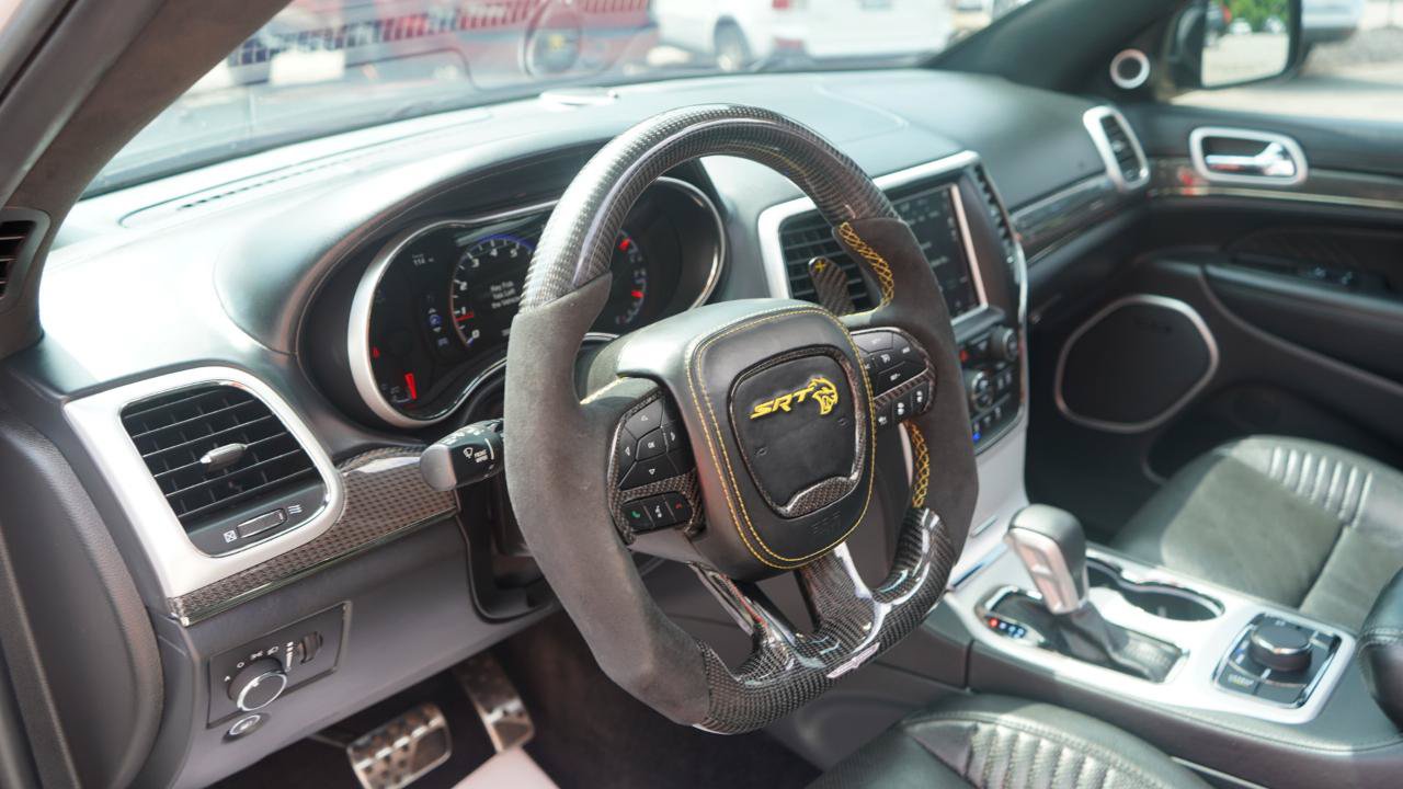 Used 2018 Jeep Grand Cherokee Trackhawk AWD/4WD image 58