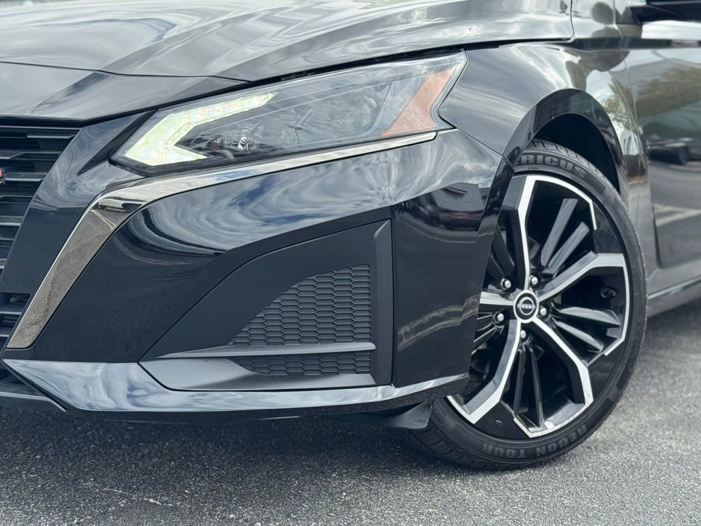 Used 2024 Nissan Altima 2.5 SR image 5