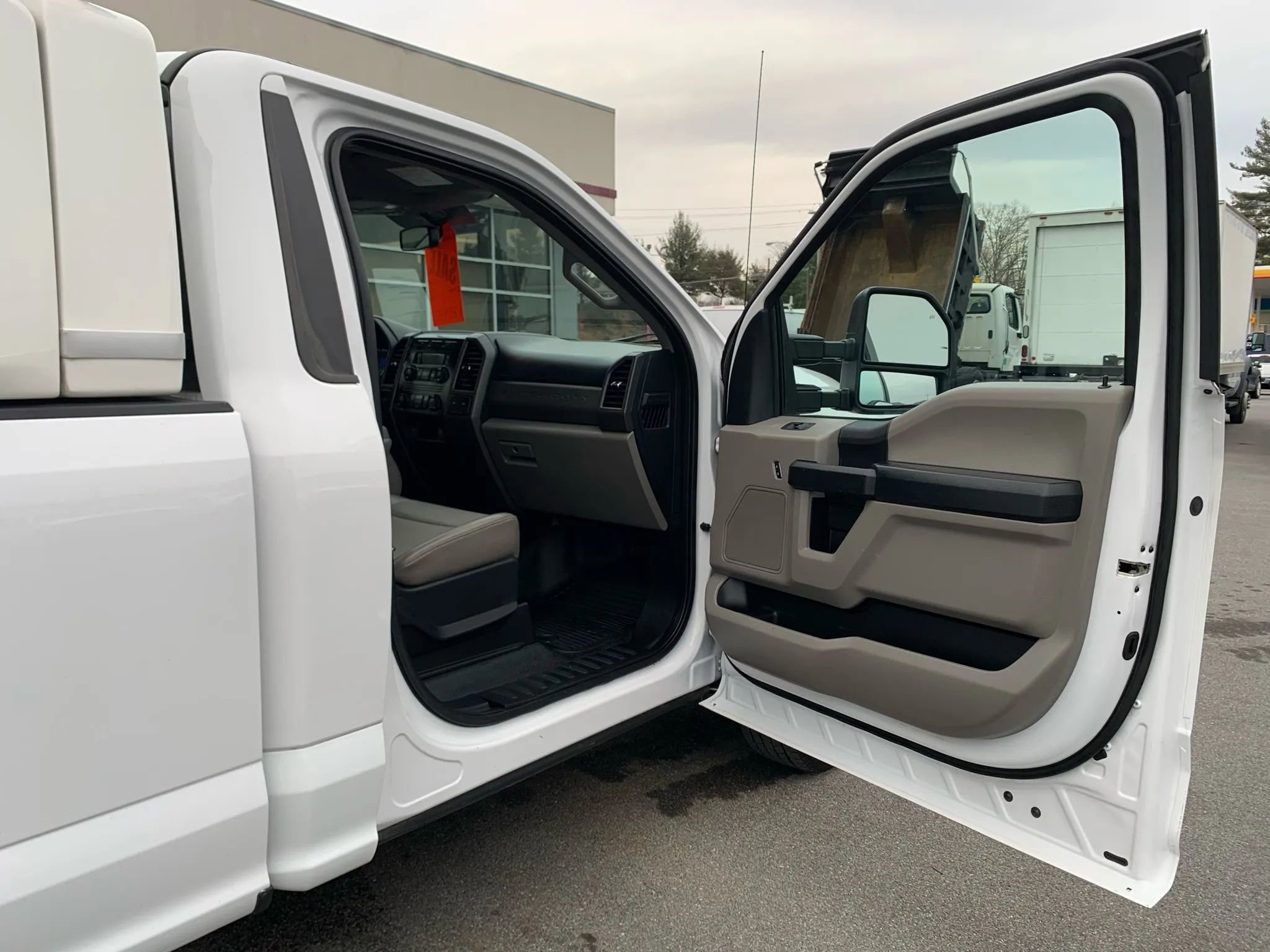 Used 2019 Ford F250 XL w/ Power Equipment Group RWD image 18