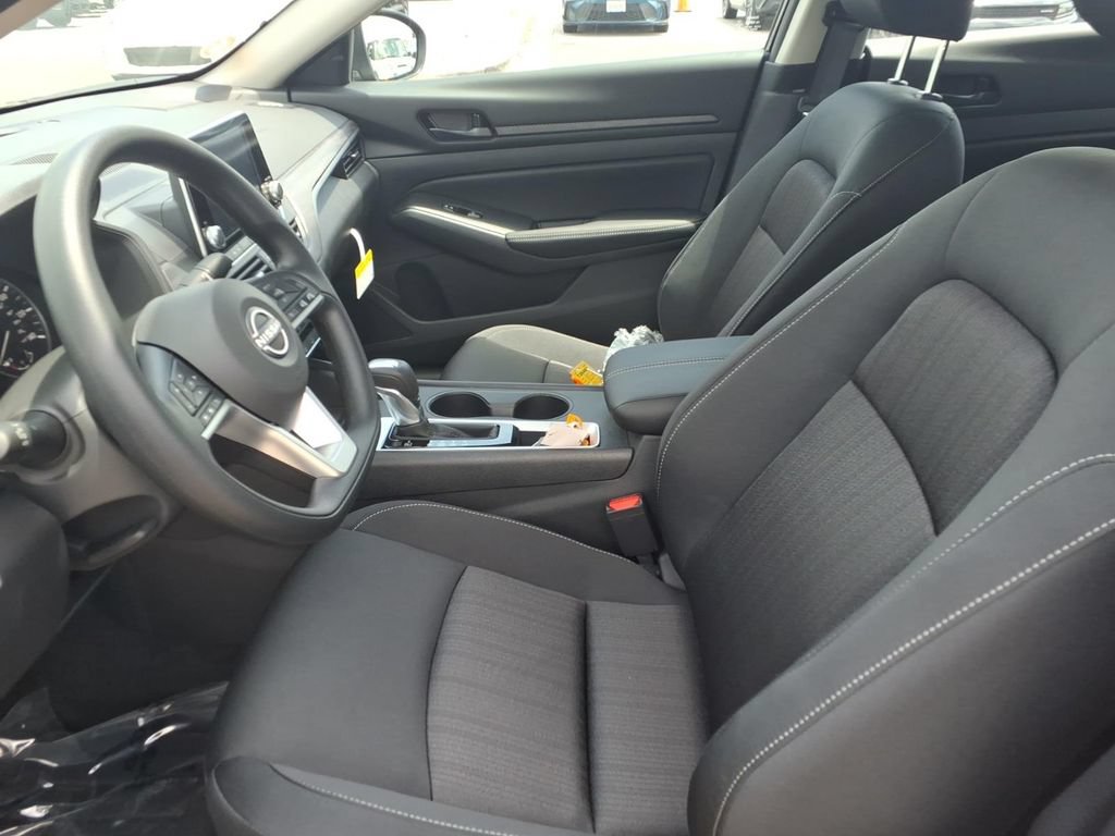 New 2026 Nissan Altima 2.5 SV FWD image 16