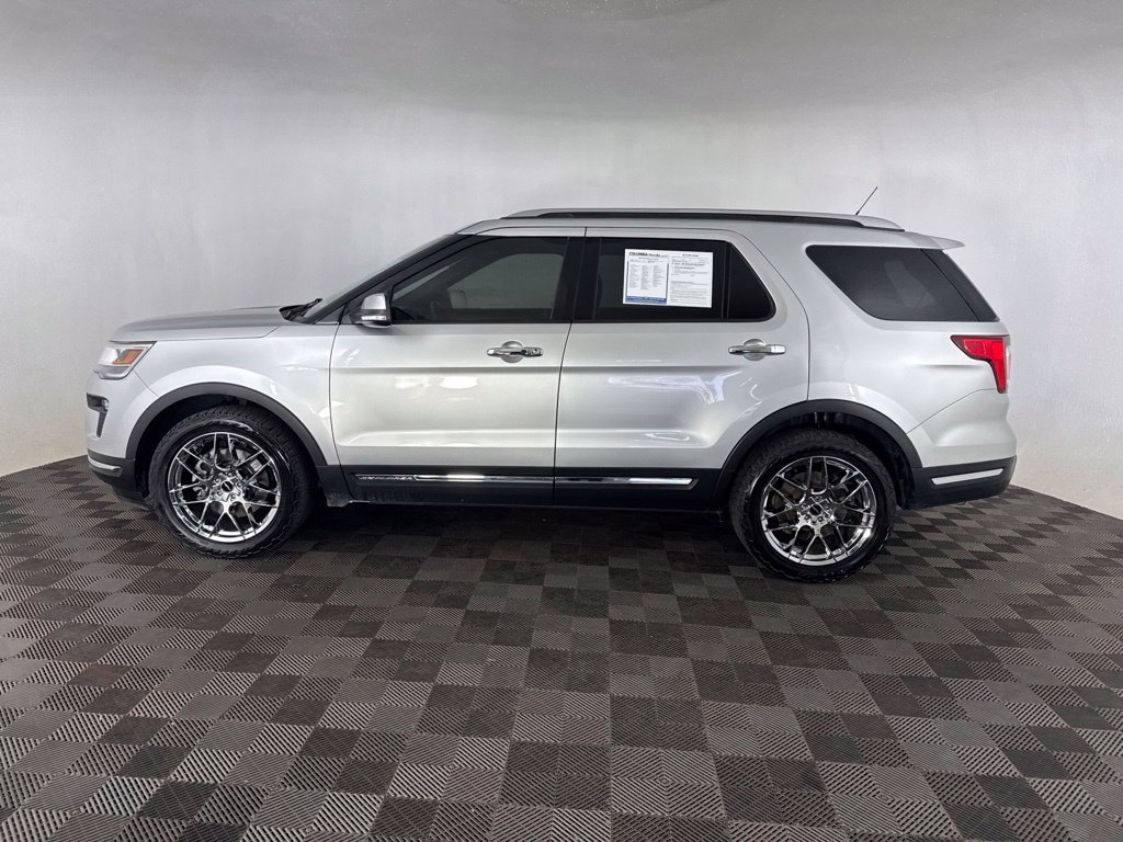 Used 2018 Ford Explorer Limited AWD/4WD image 13
