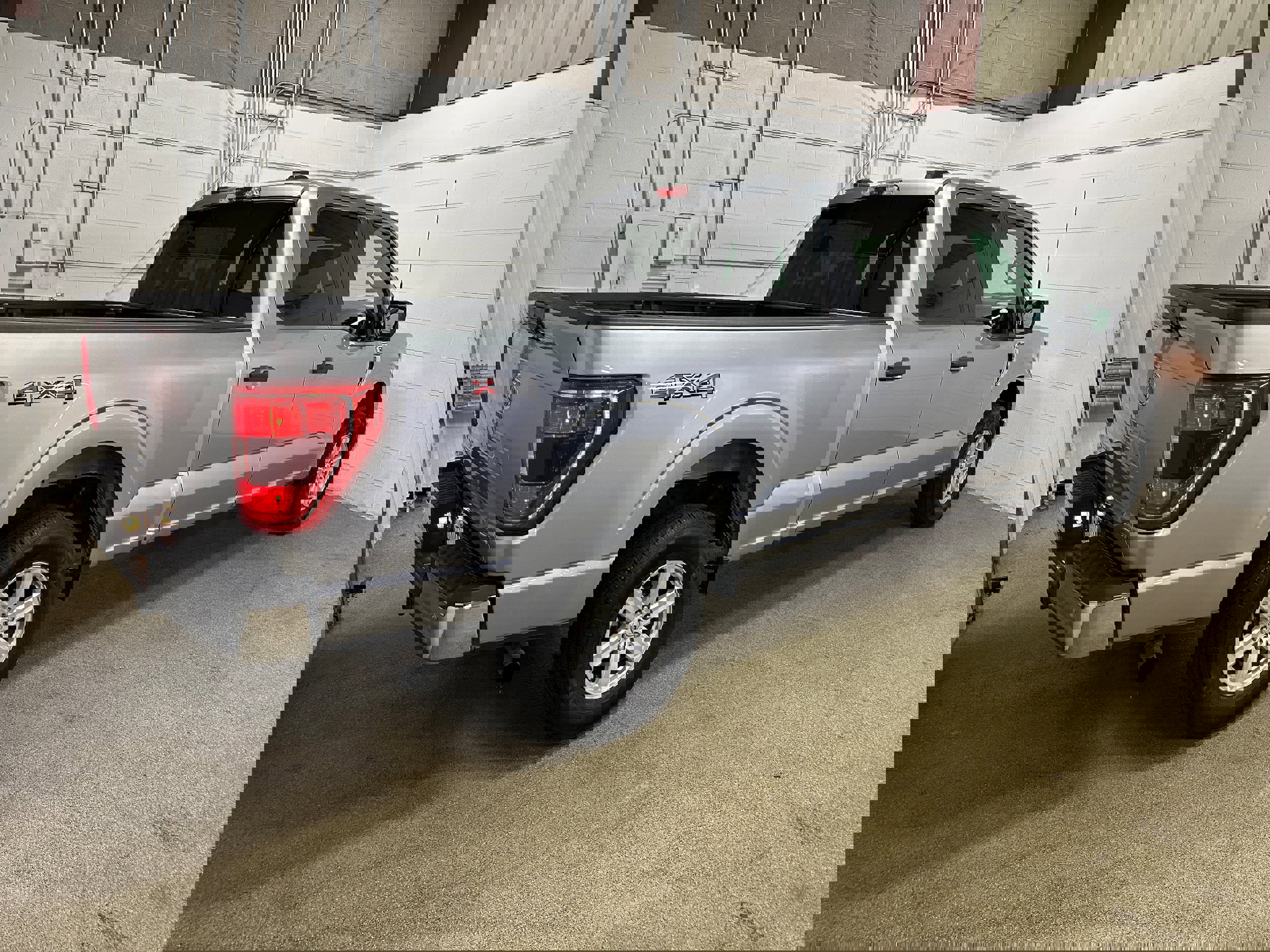 Certified 2023 Ford F150 XLT w/ Trailer Tow Package image 5