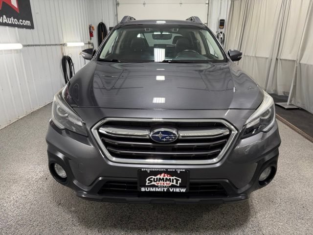 Used 2019 Subaru Outback 3.6R Limited AWD/4WD image 2