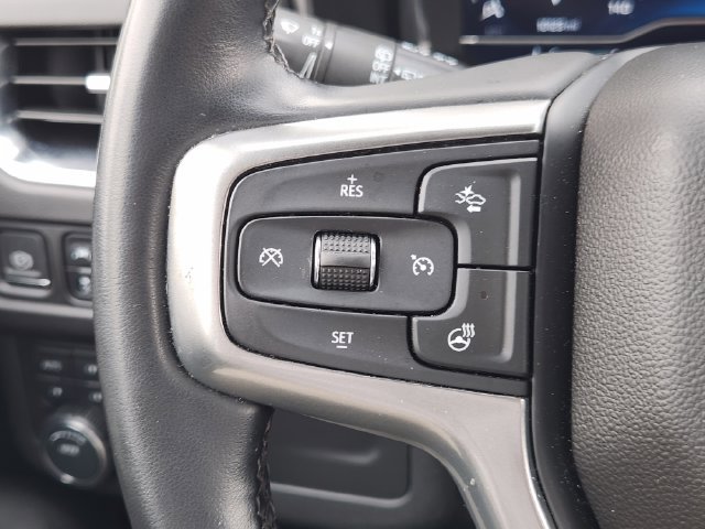 Used 2023 Chevrolet Tahoe Z71 w/ Luxury Package AWD/4WD image 20