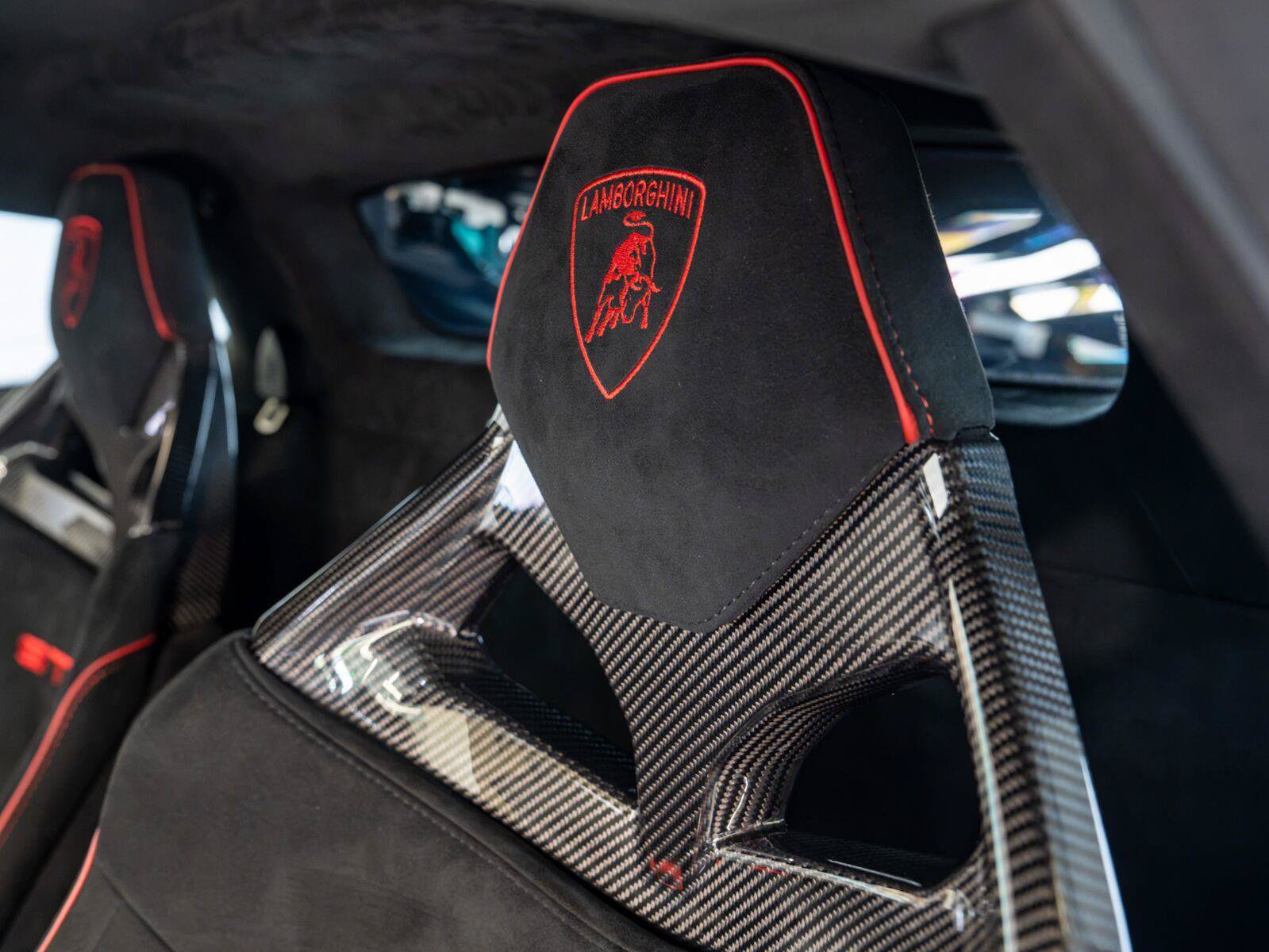 Used 2022 Lamborghini Huracan STO RWD image 68