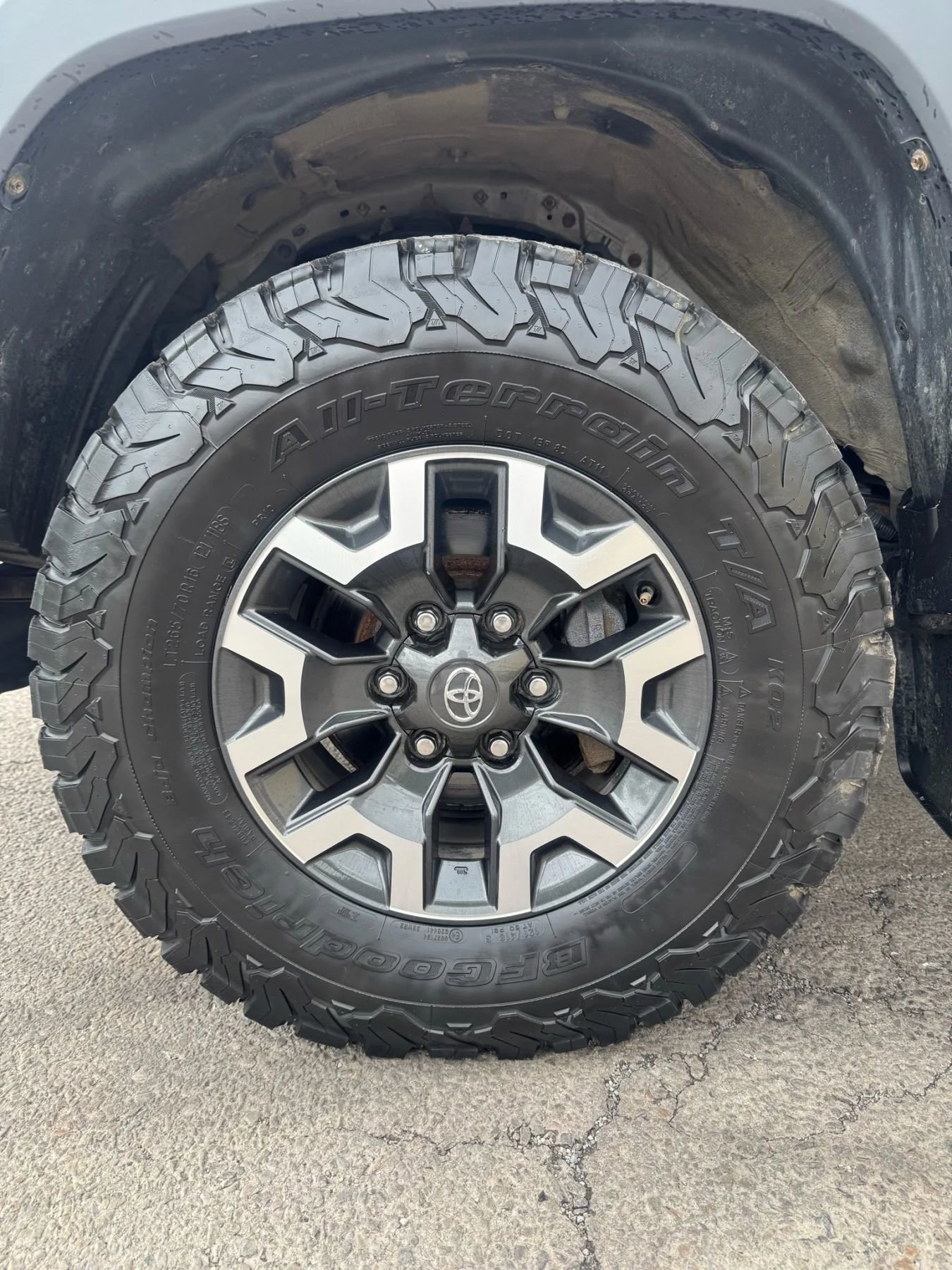 Used 2021 Toyota Tacoma TRD Off-Road image 38