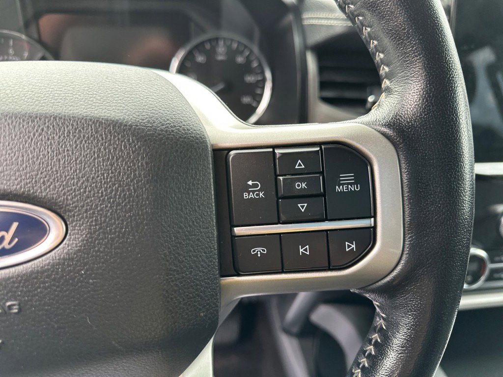 Used 2022 Ford Expedition XLT image 30