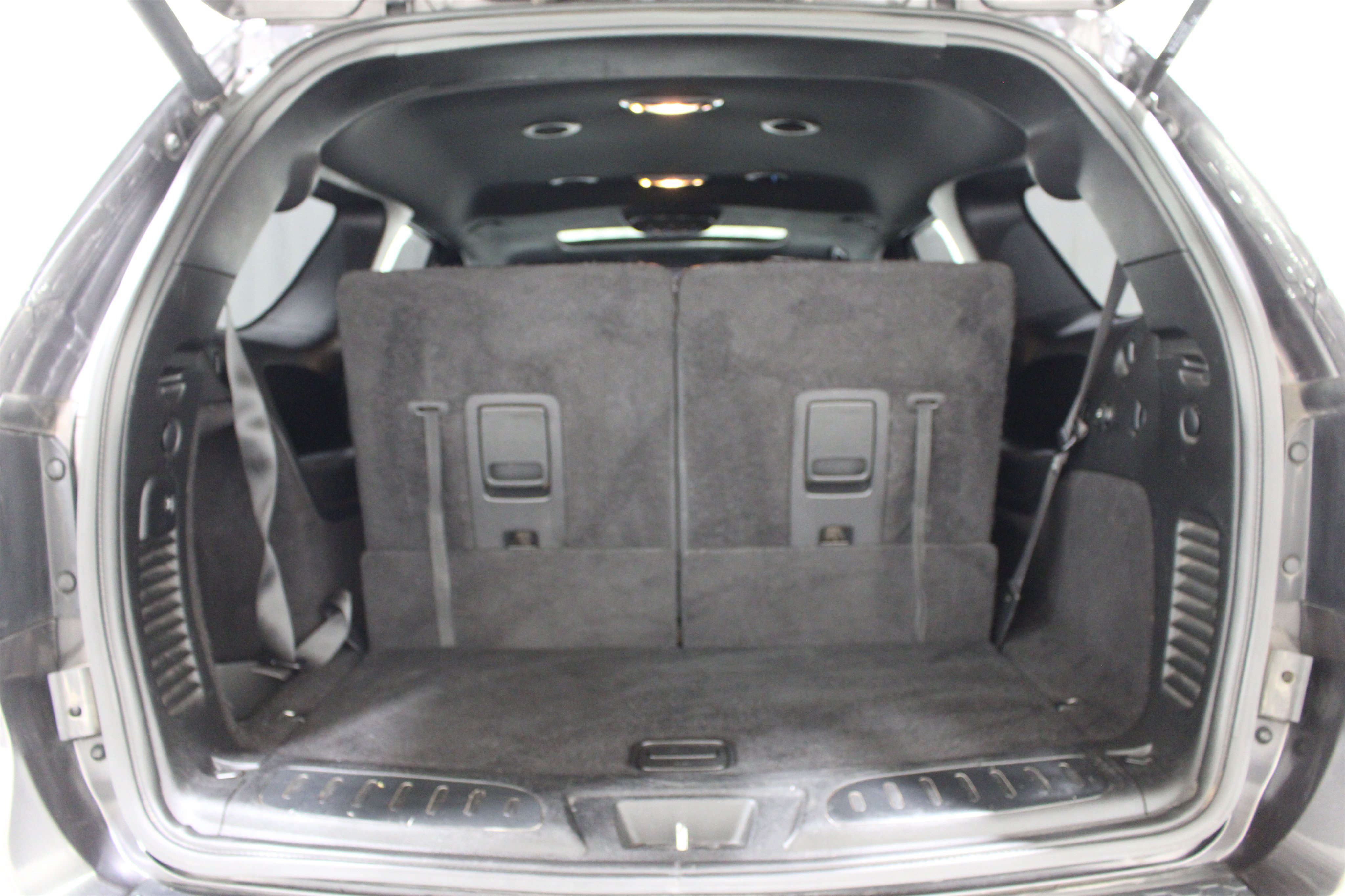 Used 2014 Dodge Durango R/T w/ Premium Nappa Leather Group RWD image 24