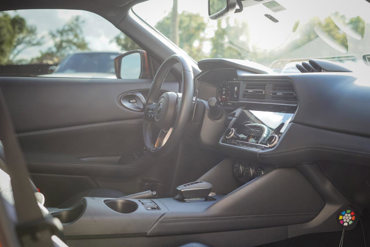 Used 2024 Nissan Z Performance w/ Heritage Edition RWD image 11