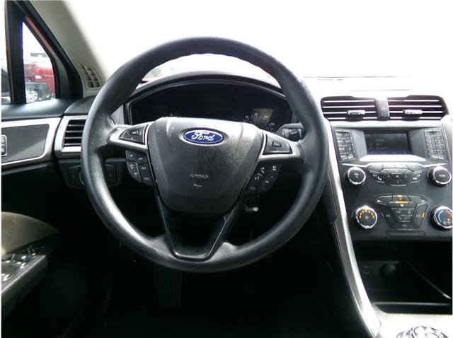 Used 2019 Ford Fusion S FWD image 5