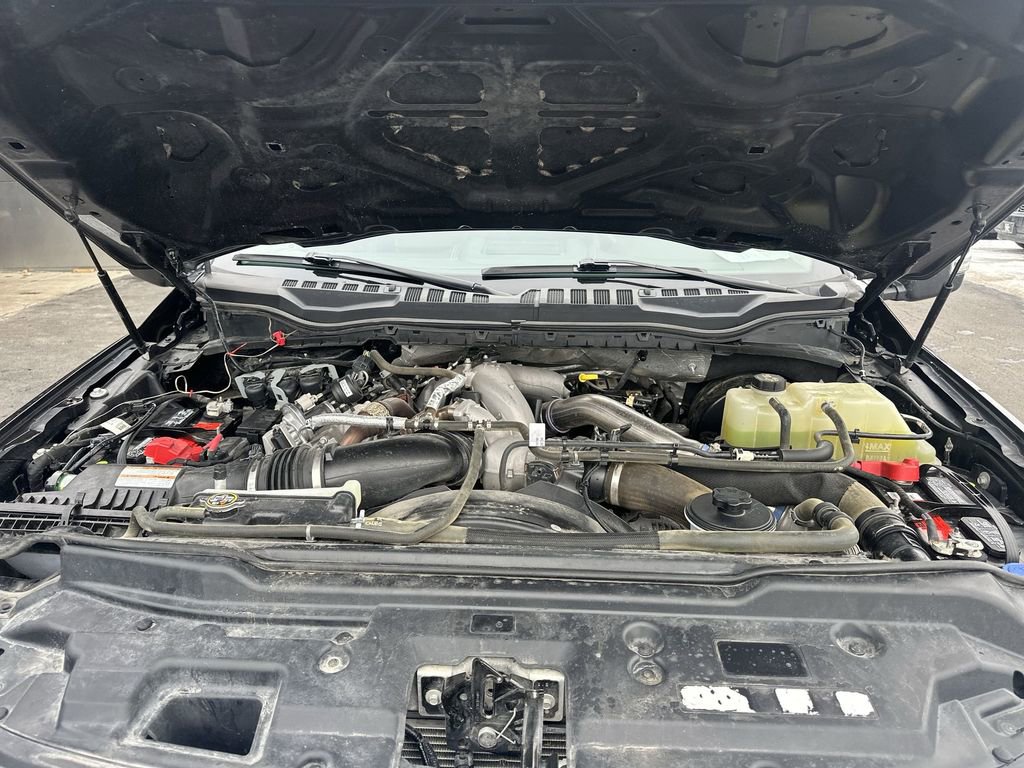 Used 2021 Ford F350 Lariat w/ Chrome Package image 31