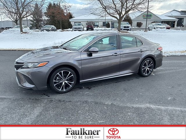 Certified 2020 Toyota Camry SE w/ Convenience Package image 15