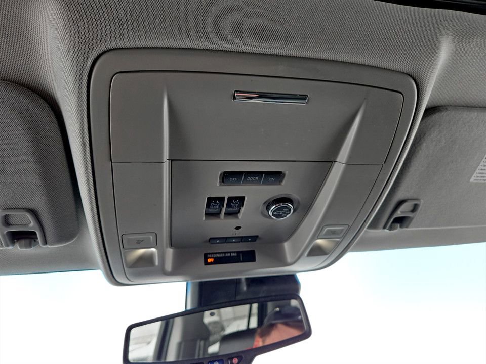 Used 2016 GMC Yukon Denali image 23