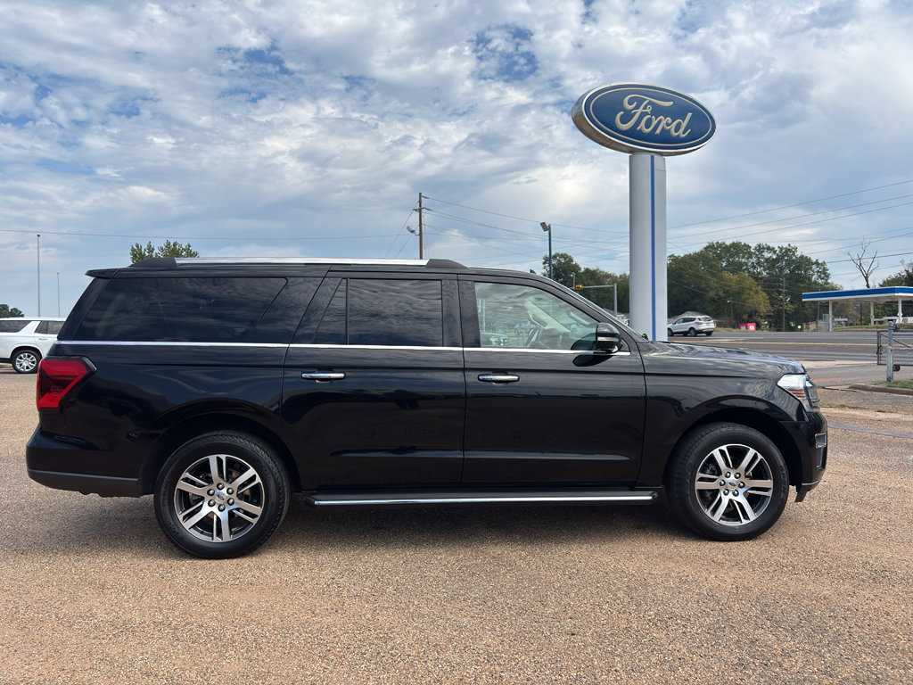 Used 2023 Ford Expedition Max Limited image 6