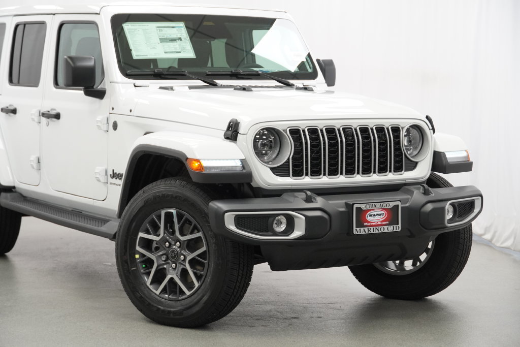 New 2026 Jeep Wrangler Unlimited Sahara AWD/4WD image 3