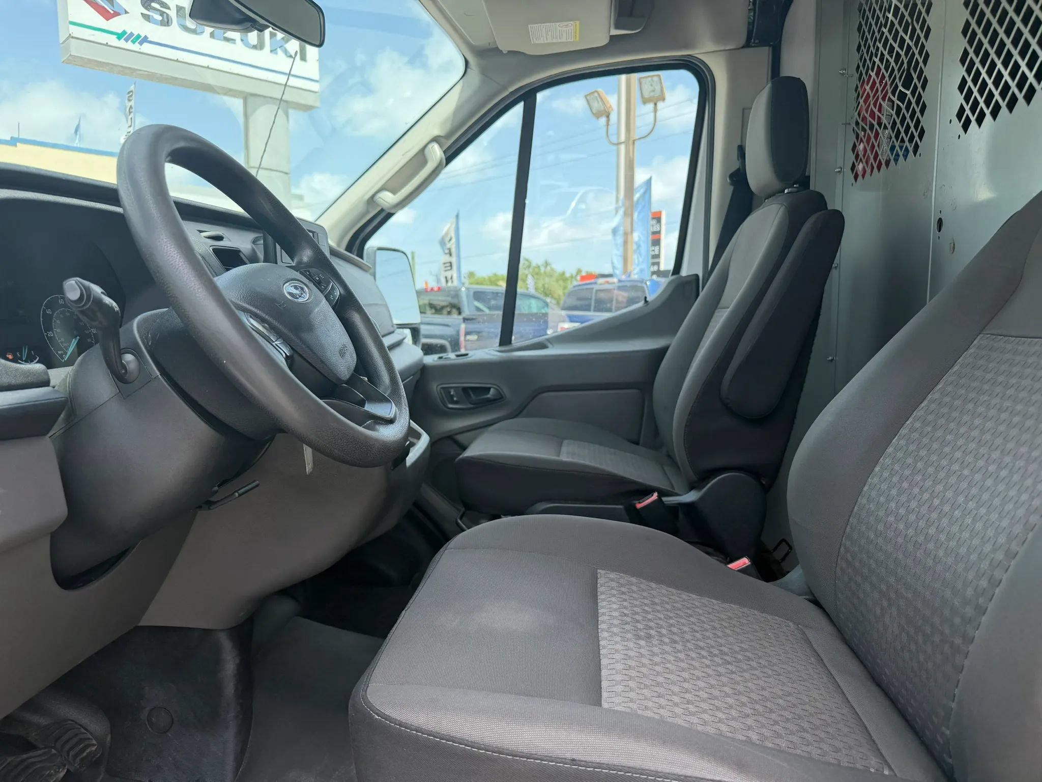 Used 2020 Ford Transit 250 Medium Roof w/ Interior Upgrade Package RWD image 9
