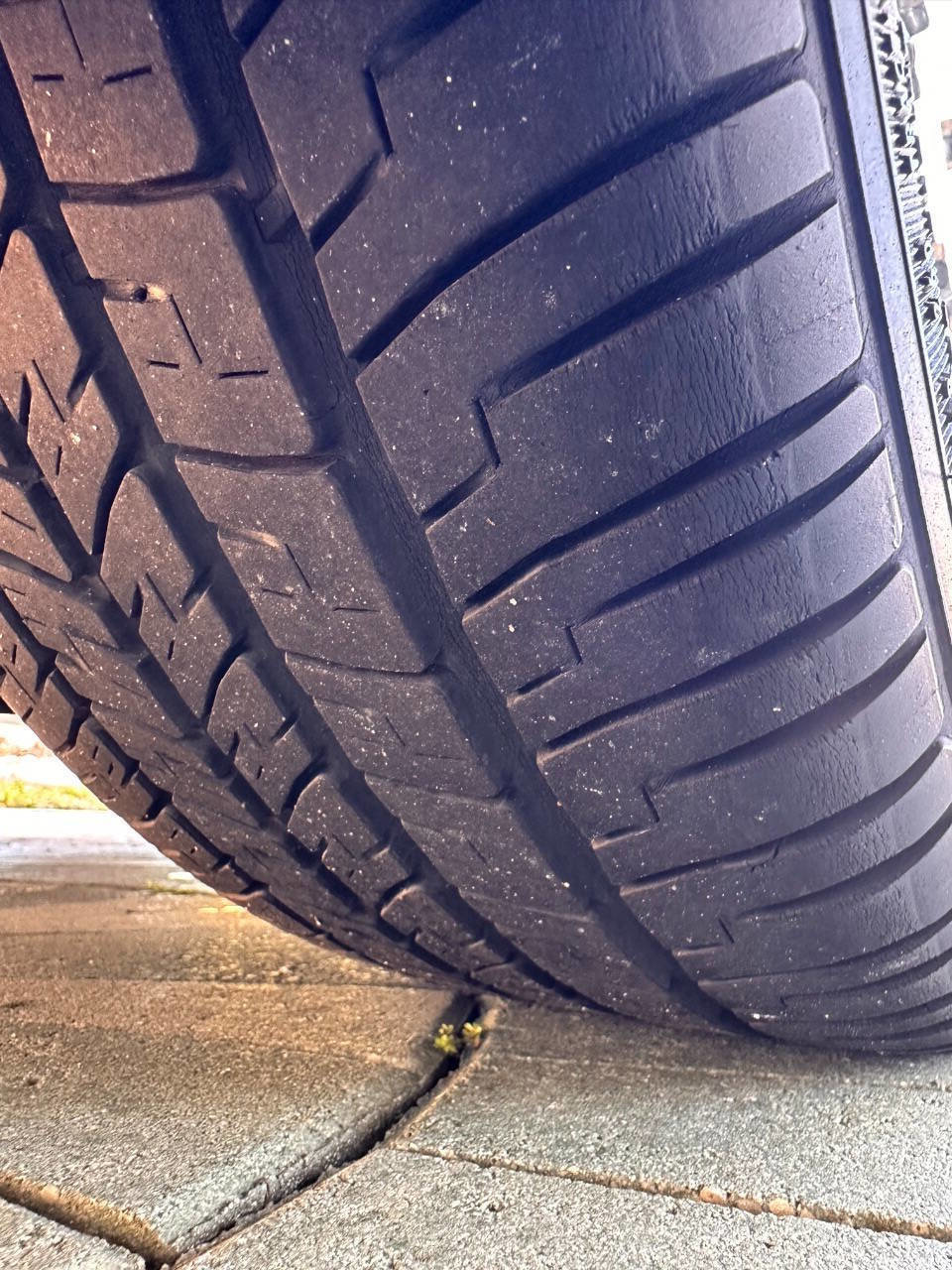 Used 2007 Chevrolet Monte Carlo SS w/ Silver Rally Stripe Package FWD image 40