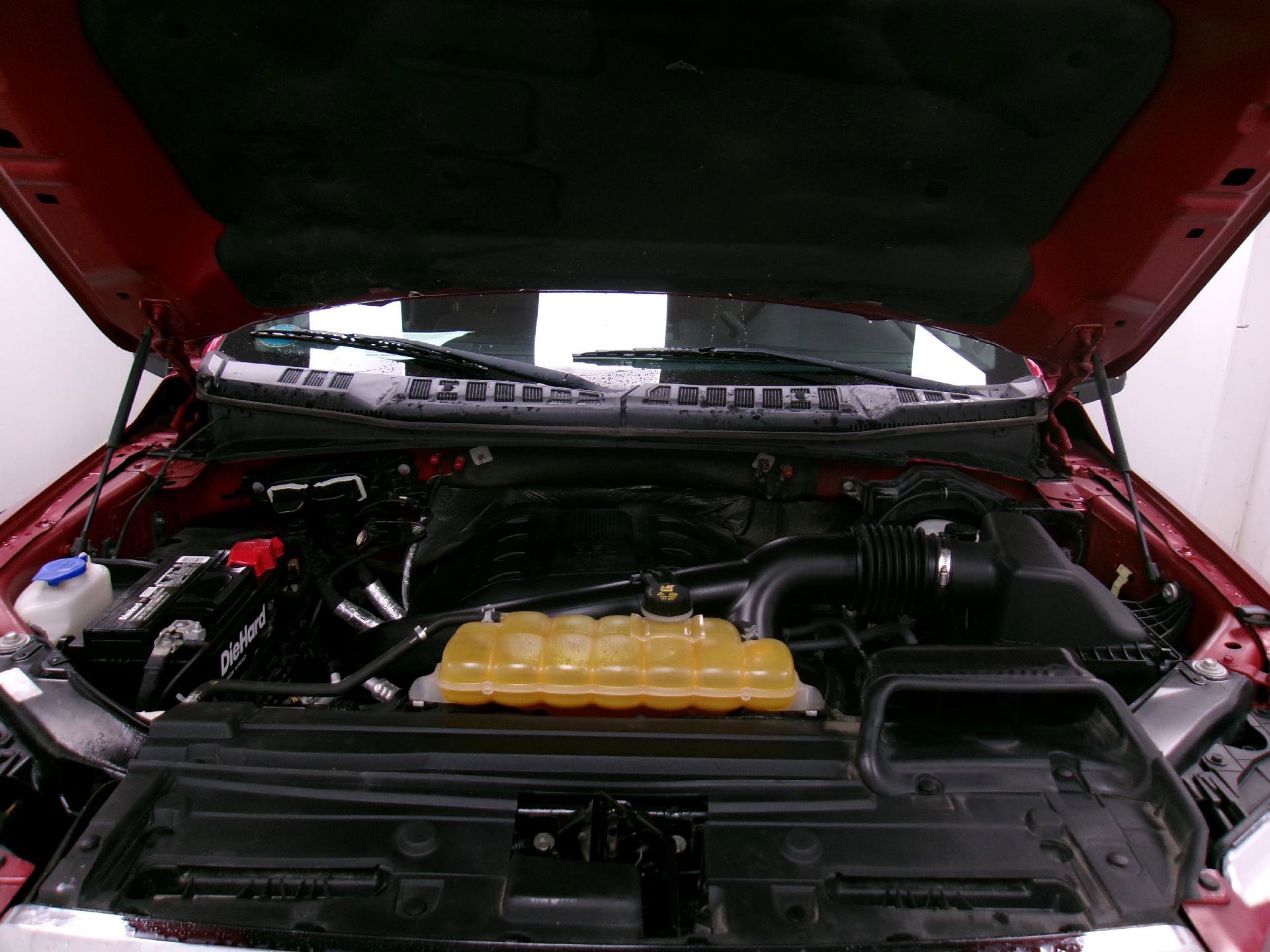 Used 2015 Ford F150 XLT w/ Equipment Group 302A Luxury image 17