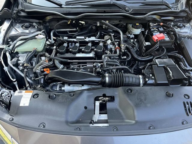 Used 2018 Honda Civic Touring image 5