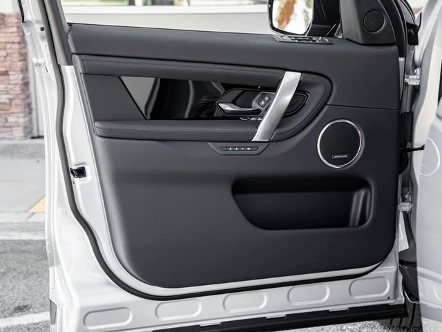 New 2024 Land Rover Discovery Sport S AWD/4WD image 12