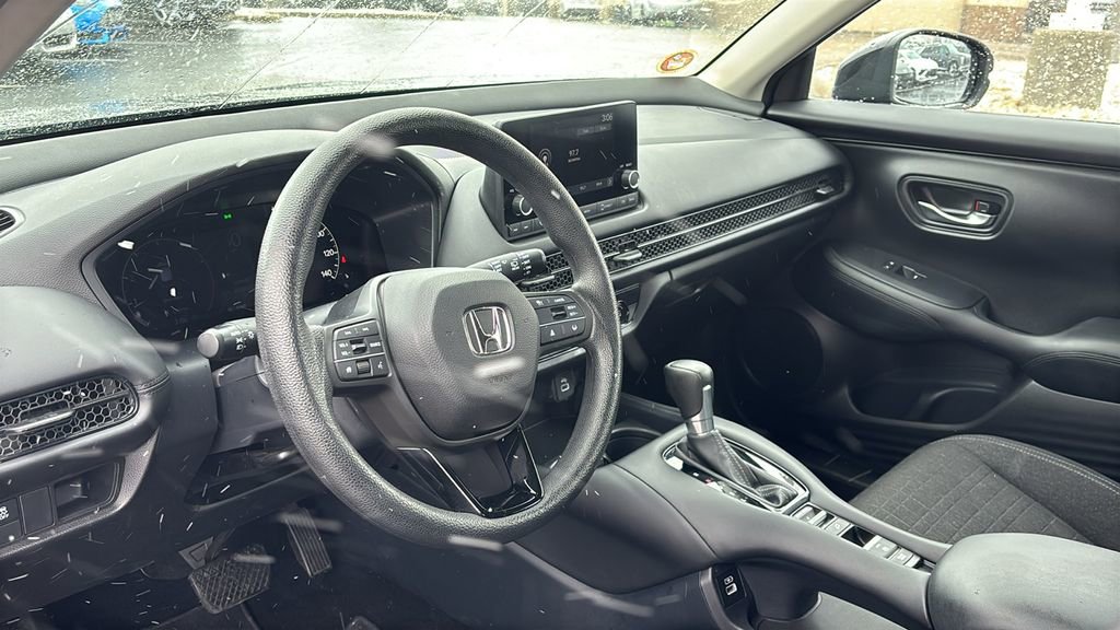 Certified 2023 Honda HR-V LX image 23