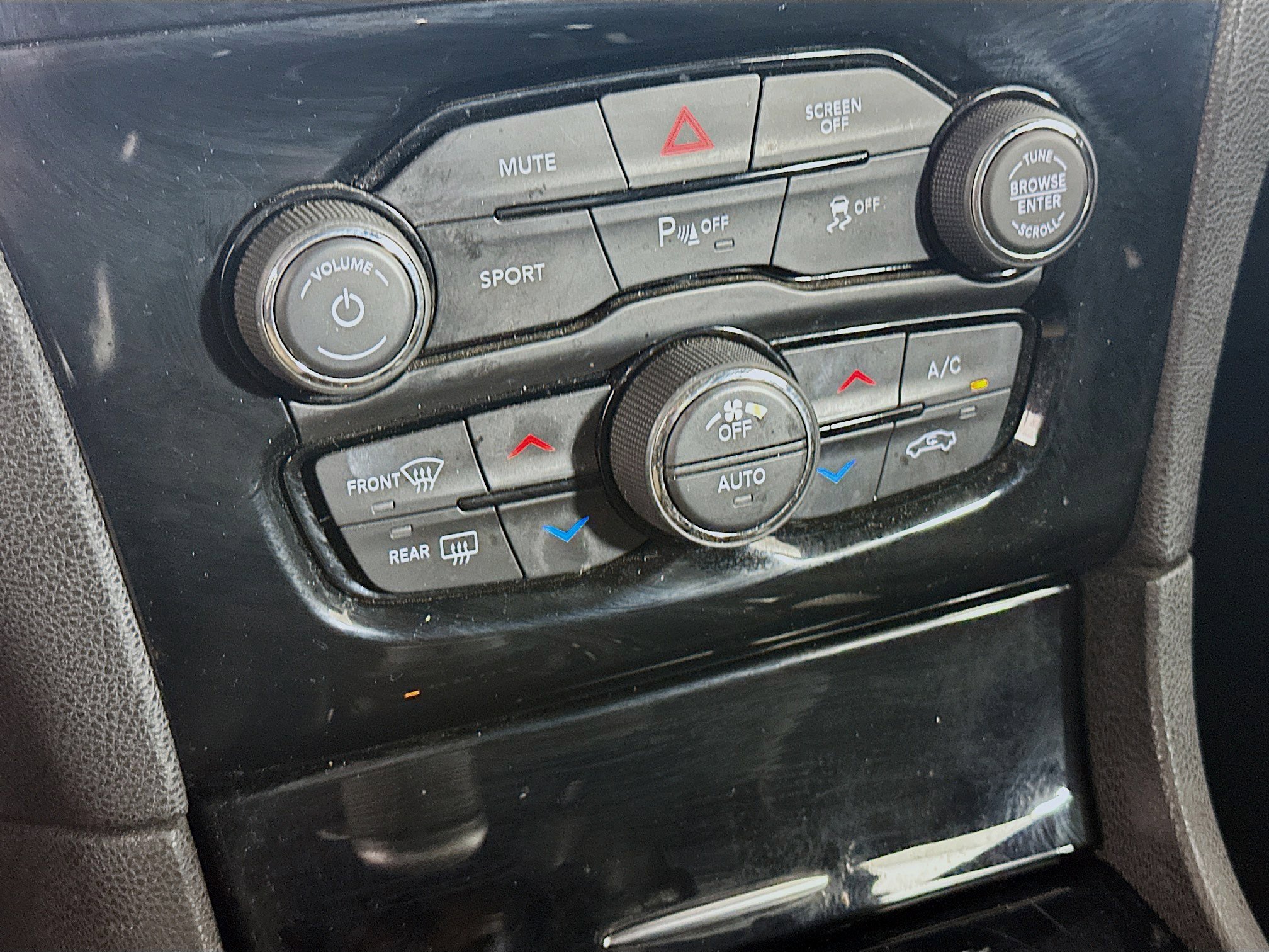 Used 2022 Chrysler 300 S RWD image 24