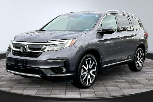 Used 2022 Honda Pilot Touring image 1