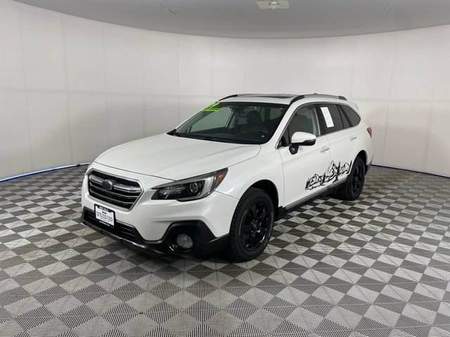 Used 2019 Subaru Outback 3.6R Touring w/ Popular Package #3A AWD/4WD image 1