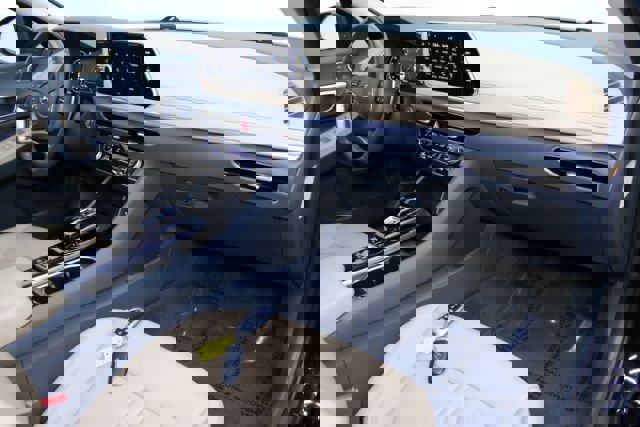 Used 2023 Hyundai Sonata Limited w/ Cargo Package image 32