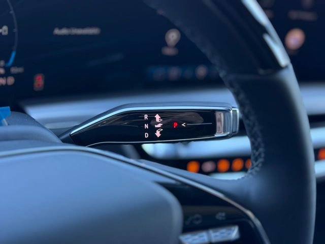 New 2026 Cadillac Lyriq Premium Luxury image 27