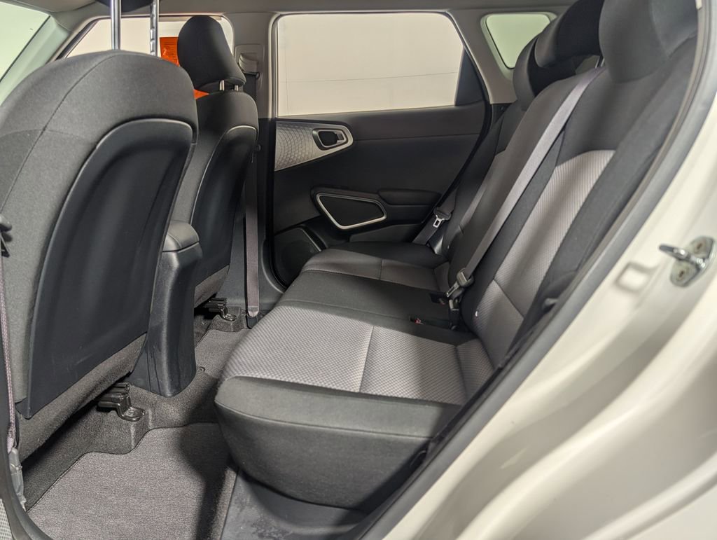 Used 2021 Kia Soul LX image 11