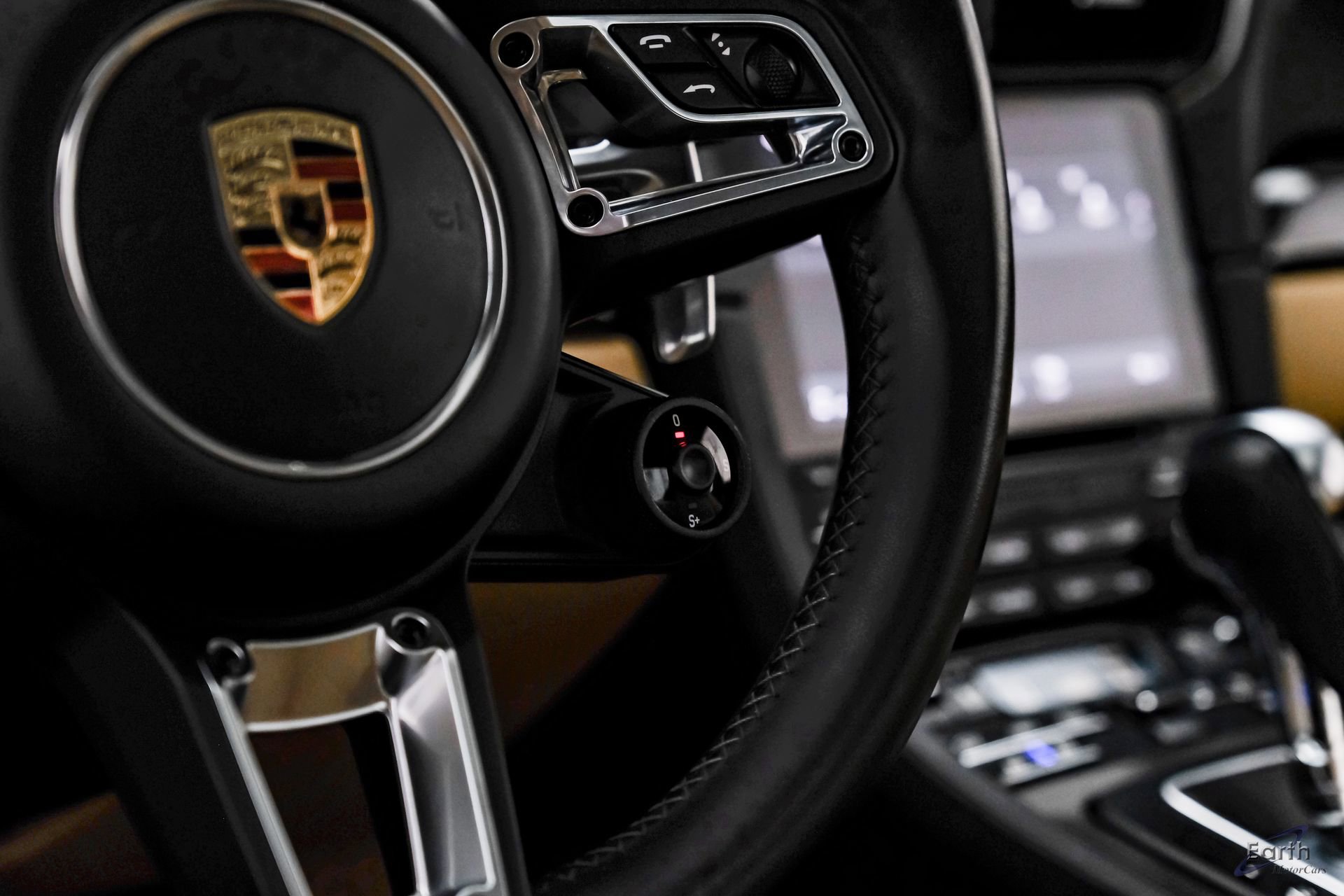 Used 2017 Porsche 911 Turbo image 43