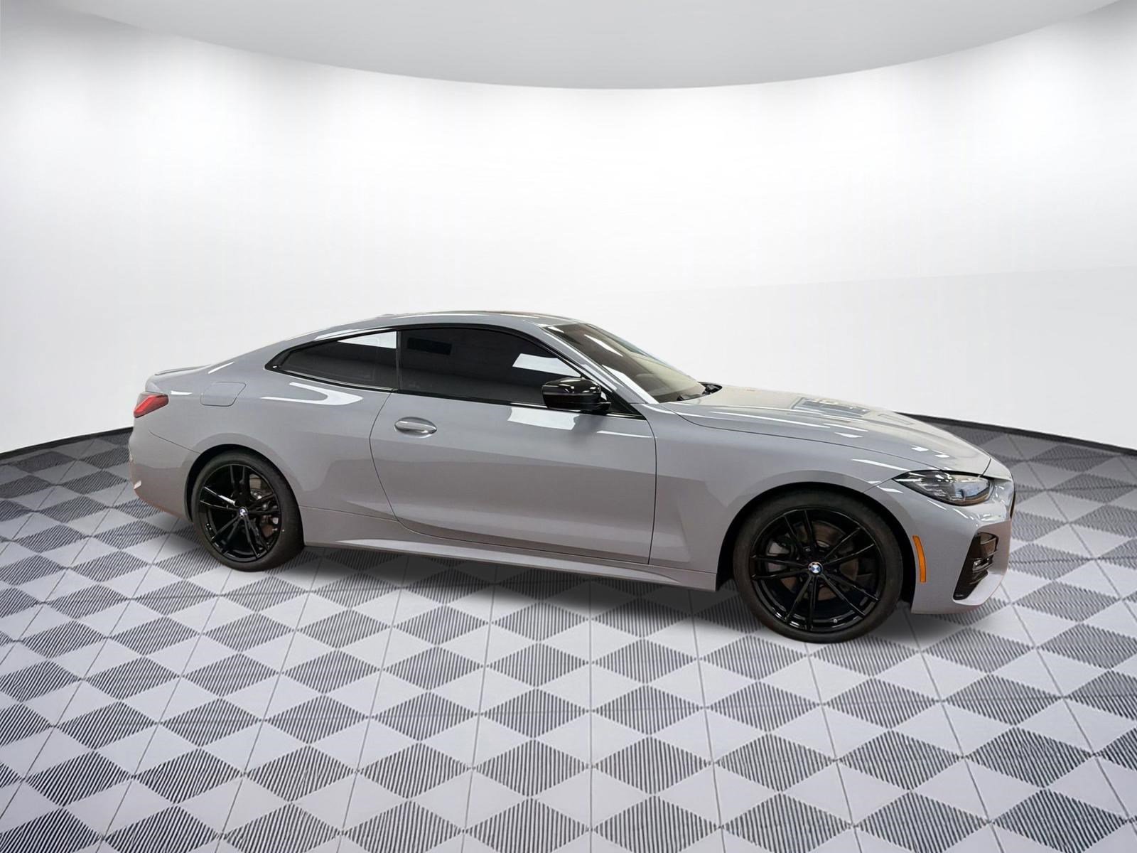 Used 2022 BMW 430i xDrive Coupe w/ M Sport Package image 7