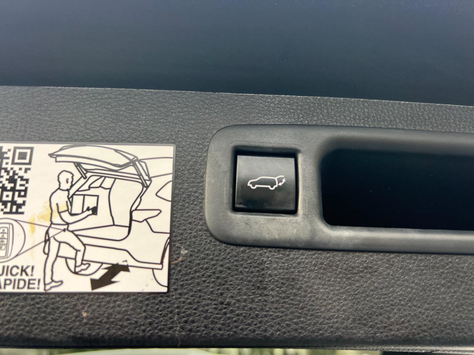 Used 2022 Toyota Highlander Platinum image 38