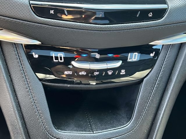 Certified 2024 Cadillac XT6 Luxury w/ LPO, Floor Liner Package AWD/4WD image 34