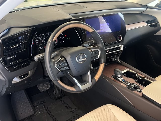 Used 2024 Lexus RX 350 Premium w/ Accessory Package (Z1) FWD image 19
