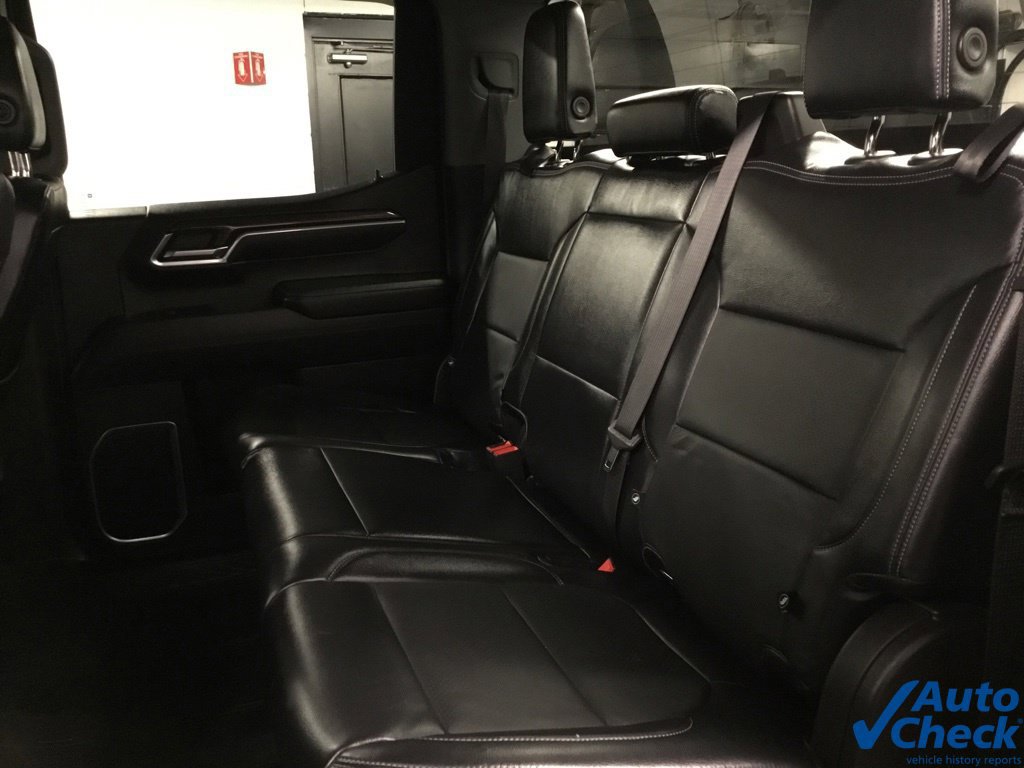 Used 2022 Chevrolet Silverado 1500 LT AWD/4WD image 39