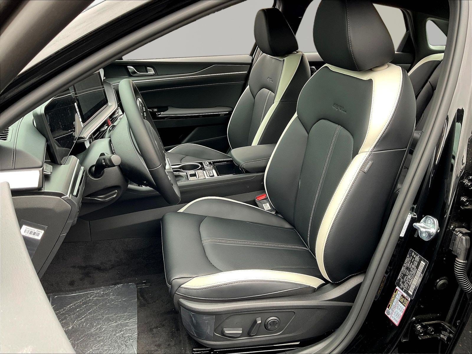 New 2026 Kia K5 GT-Line FWD image 17