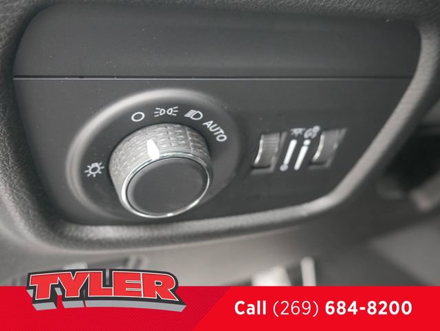 Certified 2023 Jeep Grand Cherokee Altitude image 24