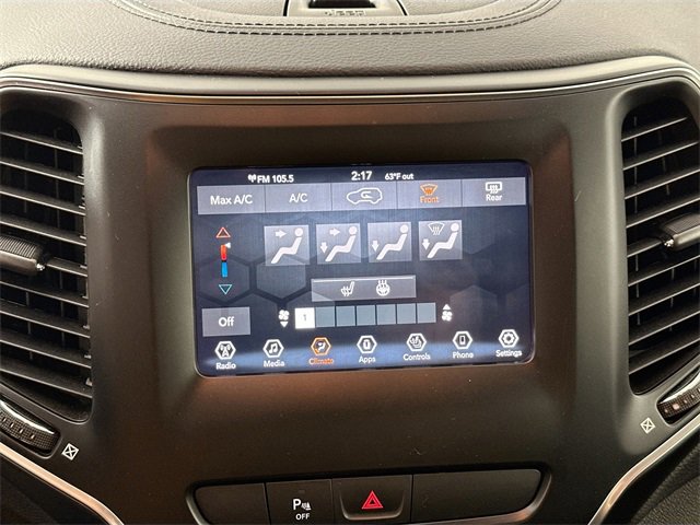 Used 2020 Jeep Cherokee Latitude Plus w/ Cold Weather Group image 13