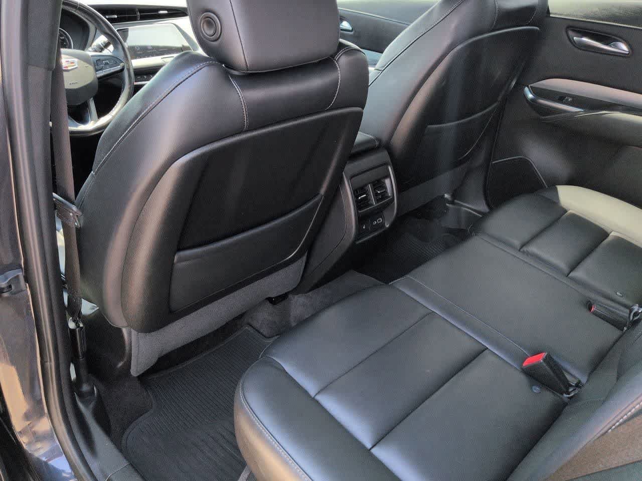 Used 2023 Cadillac XT4 Premium Luxury w/ Cold Weather Package AWD/4WD image 18