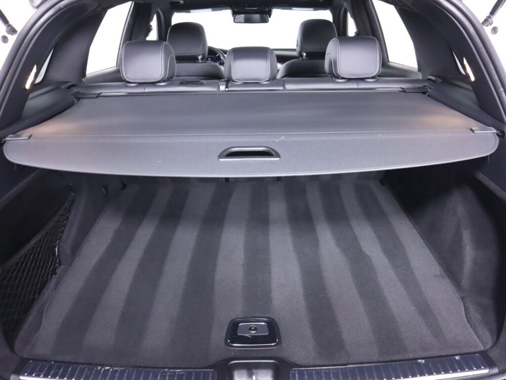 Used 2018 Mercedes-Benz GLC 300 4MATIC image 34