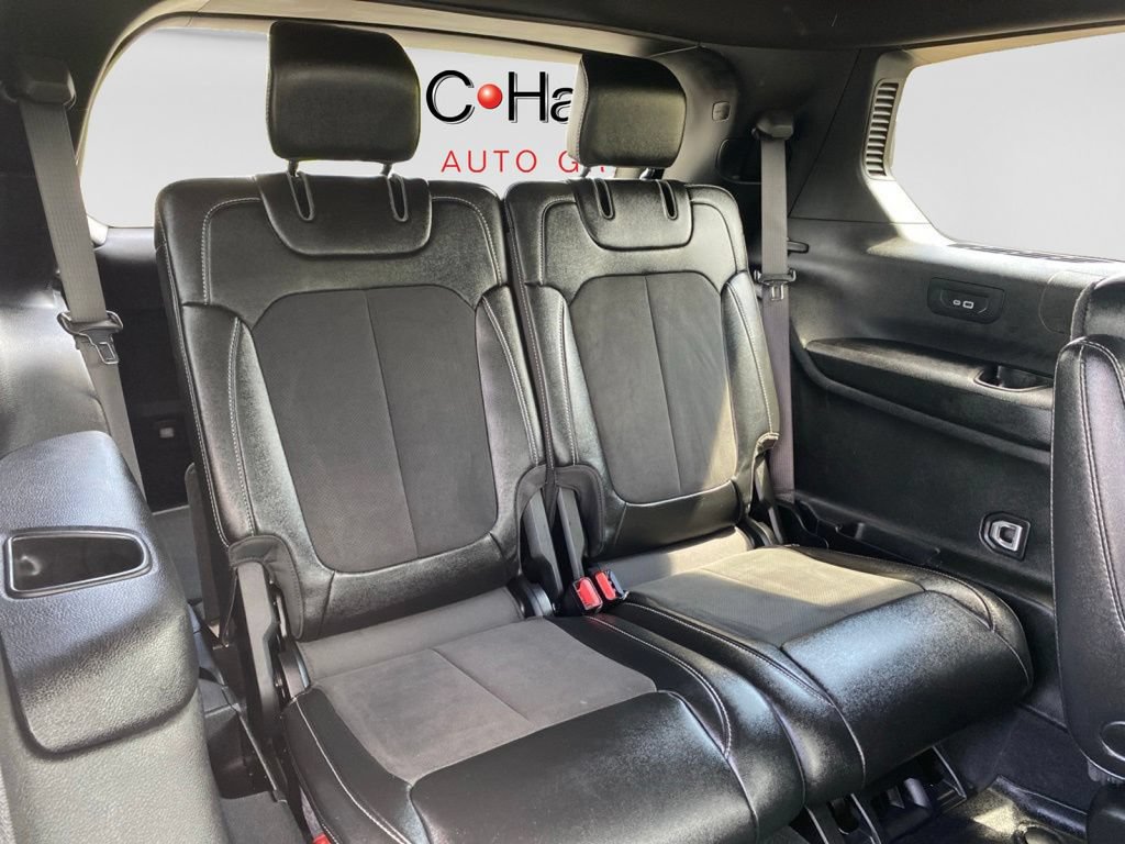 Used 2023 Jeep Grand Cherokee L Laredo AWD/4WD image 14