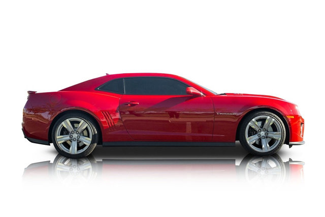 Used 2013 Chevrolet Camaro ZL1 RWD image 2