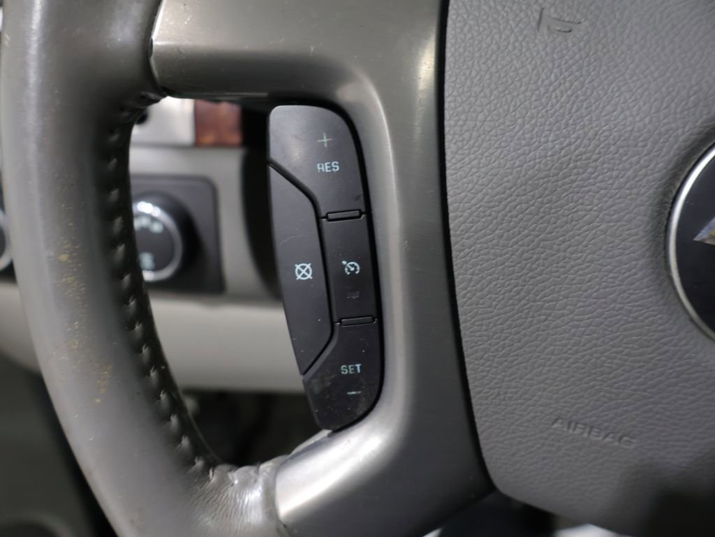 Used 2011 Chevrolet Tahoe LTZ image 35