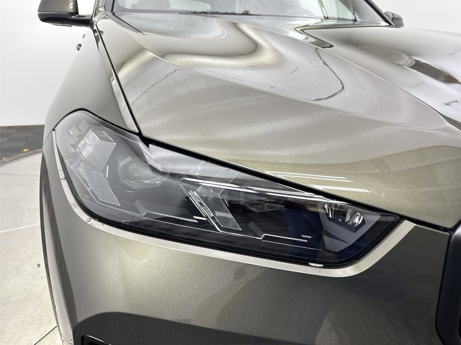 New 2026 BMW X5 xDrive50e AWD/4WD image 18