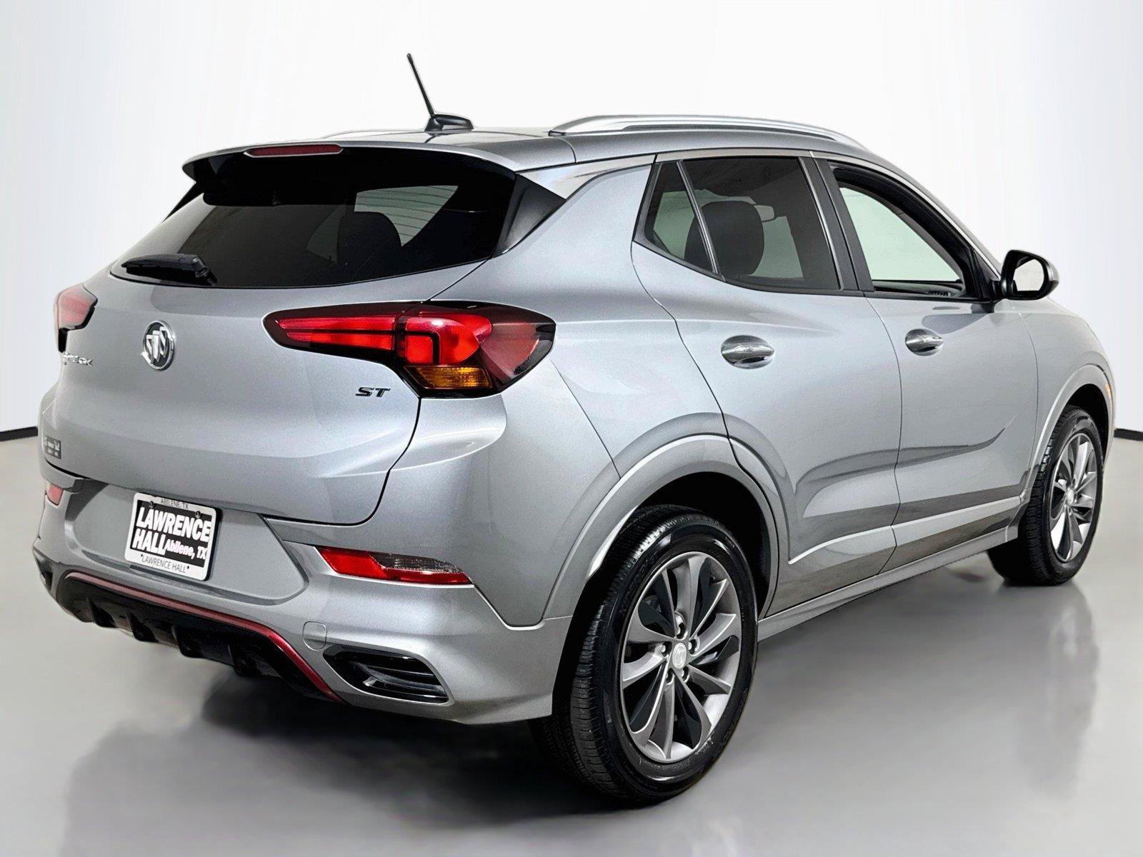 Certified 2023 Buick Encore GX Select w/ Experience Buick Package AWD/4WD image 4