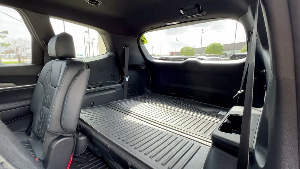 Used 2023 Kia Telluride EX X-Line image 37