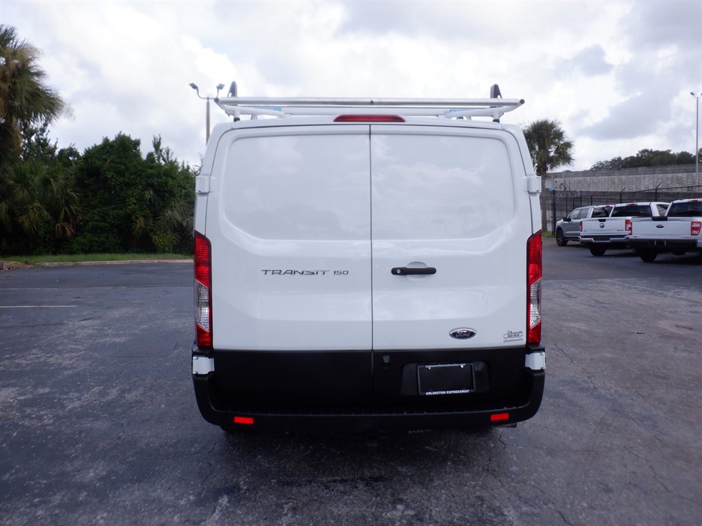 Used 2024 Ford Transit 150 Low Roof RWD image 4