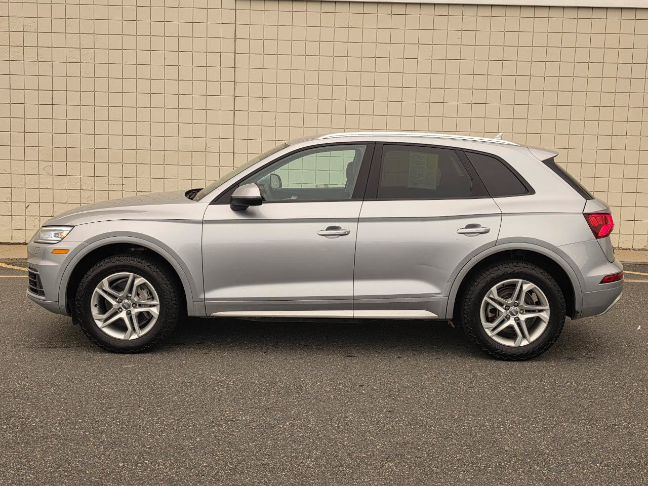 Used 2018 Audi Q5 2.0T Premium AWD/4WD image 4